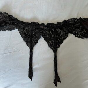 Black Lace Garter Belt - Sz M